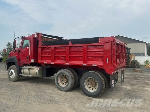 CAT CT660S Kiper kamioni