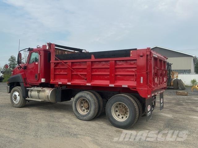 CAT CT660S Kiper kamioni