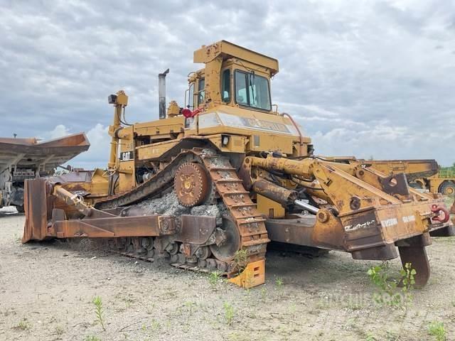 CAT D10N Buldožeri gusjeničari