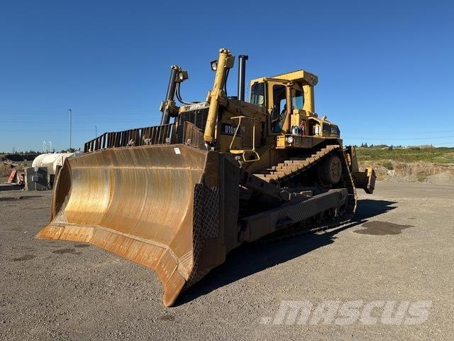 CAT D10N Buldožeri gusjeničari