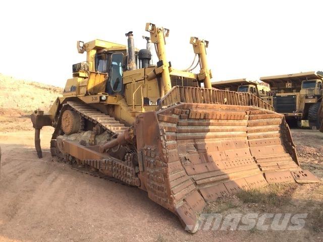 CAT D10R Buldožeri gusjeničari