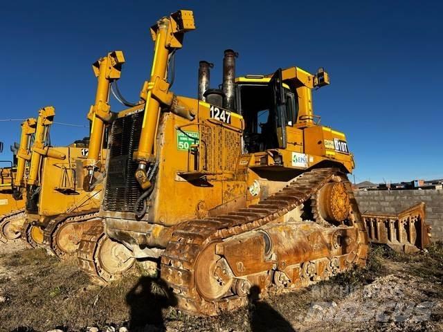 CAT D10T Buldožeri gusjeničari