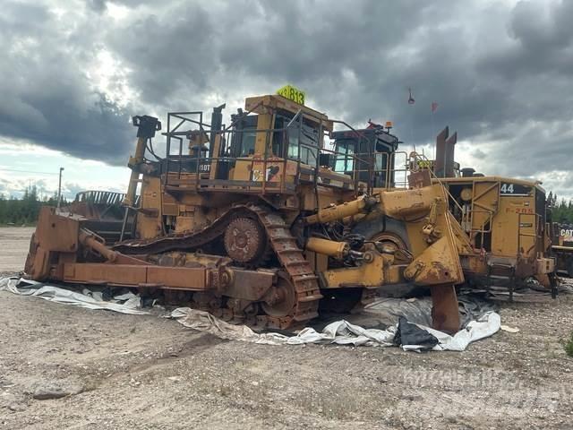 CAT D10T Buldožeri gusjeničari