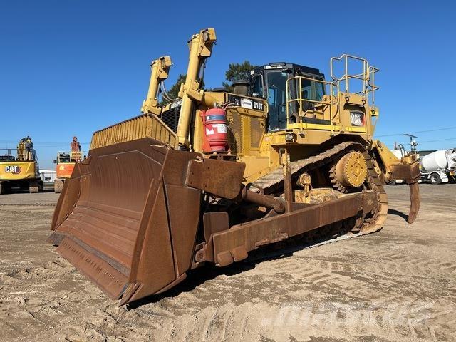 CAT D10T Buldožeri gusjeničari