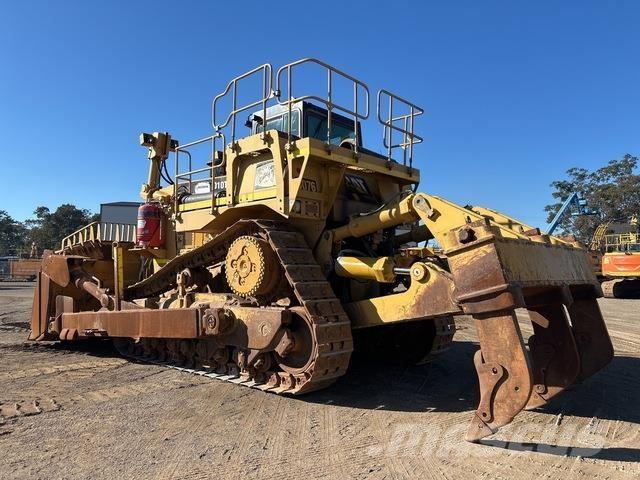CAT D10T Buldožeri gusjeničari