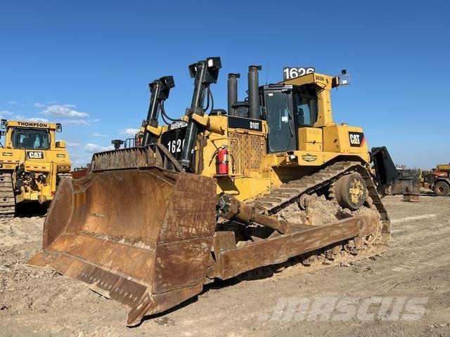 CAT D10T Buldožeri gusjeničari