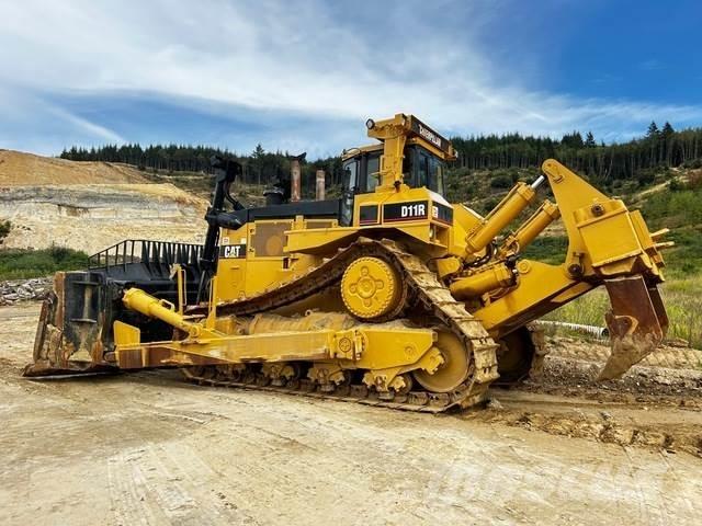 CAT D11R Buldožeri gusjeničari