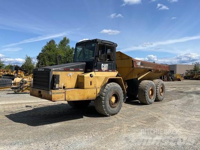 CAT D250E Zglobni demperi