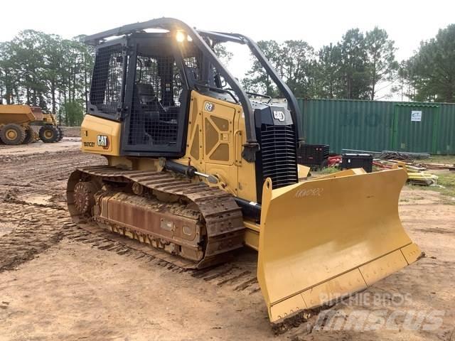 CAT D3 Buldožeri gusjeničari