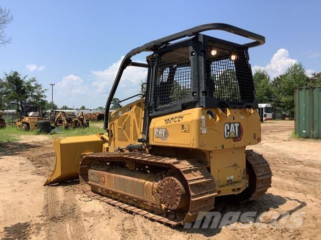 CAT D3 Buldožeri gusjeničari