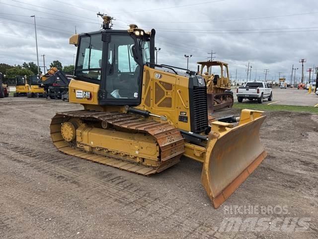 CAT D3 LGP Buldožeri gusjeničari