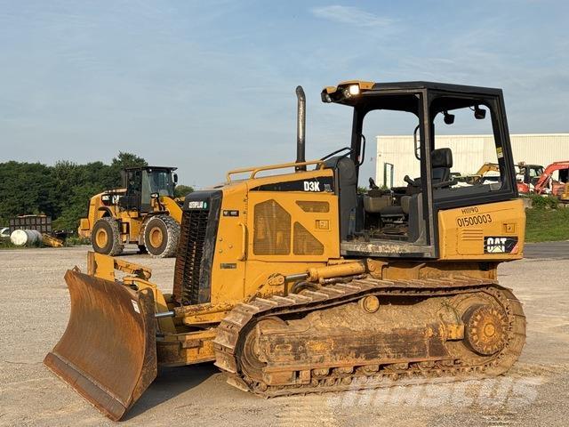 CAT D3K XL Buldožeri gusjeničari