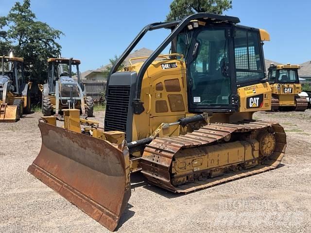 CAT D4K2 LGP Buldožeri gusjeničari