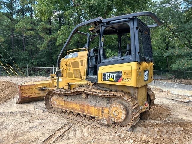 CAT D4K2 XL Buldožeri gusjeničari