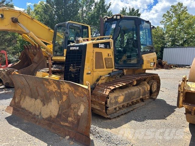 CAT D4K2 XL Buldožeri gusjeničari