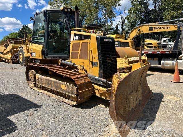 CAT D4K2 XL Buldožeri gusjeničari