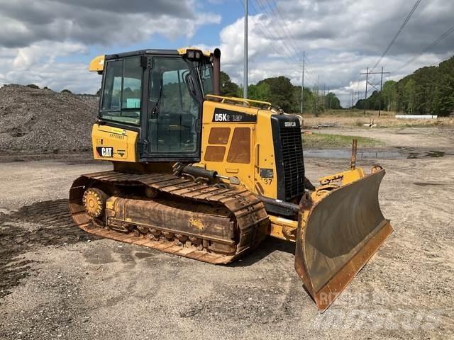 CAT D5K2 LGP Buldožeri gusjeničari