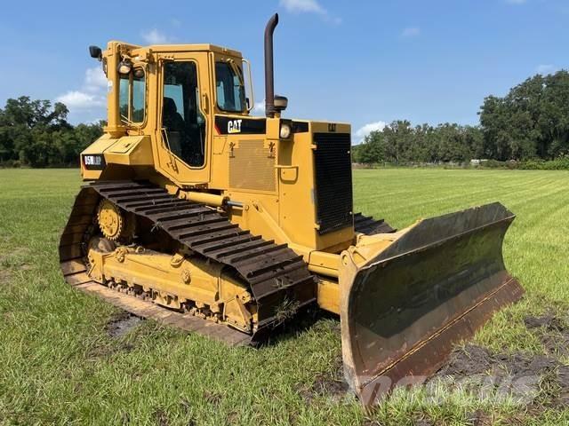 CAT D5M LGP Buldožeri gusjeničari