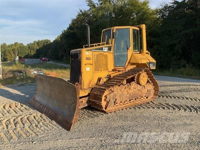 CAT D5N XL Buldožeri gusjeničari