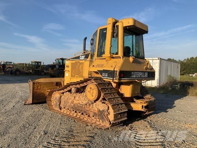 CAT D5N XL Buldožeri gusjeničari