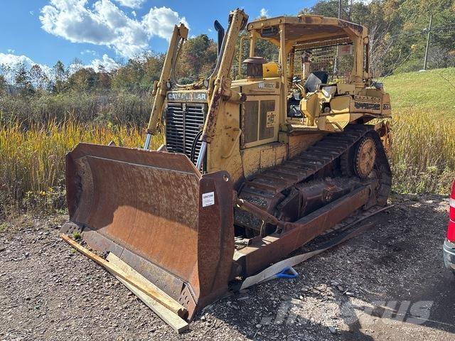 CAT D6H Buldožeri gusjeničari