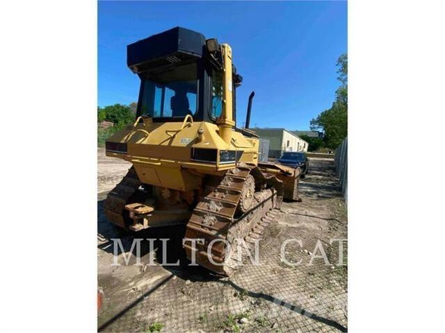 CAT D6M XL Buldožeri gusjeničari