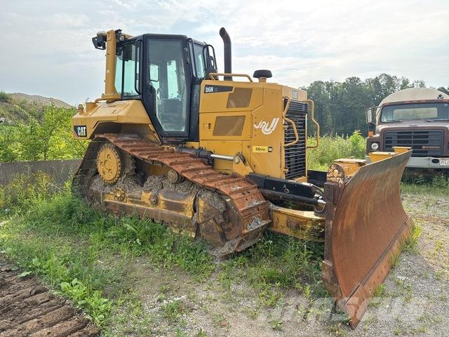 CAT D6N XL Buldožeri gusjeničari