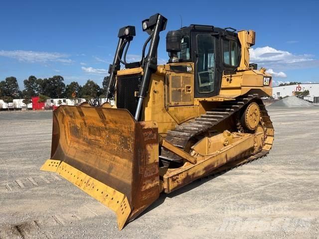 CAT D6R Buldožeri gusjeničari
