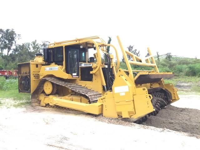 CAT D6R Buldožeri gusjeničari