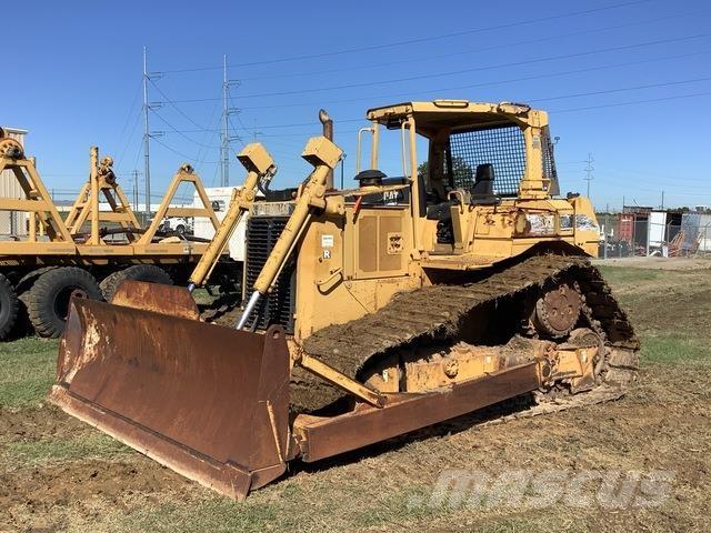 CAT D6R Buldožeri gusjeničari