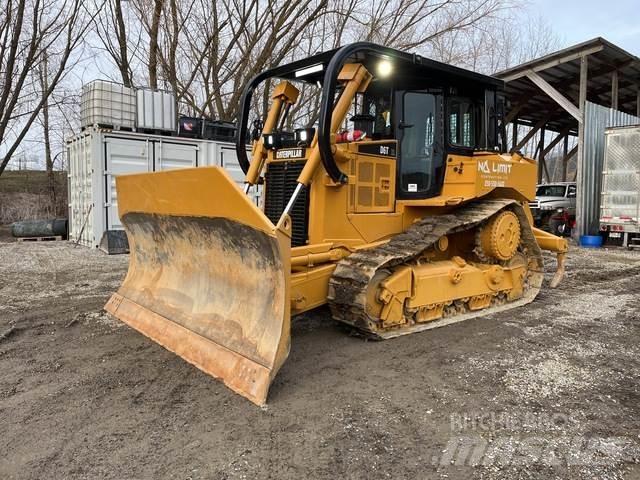 CAT D6T Buldožeri gusjeničari