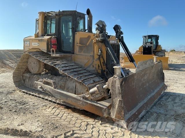 CAT D6T LGP Buldožeri gusjeničari