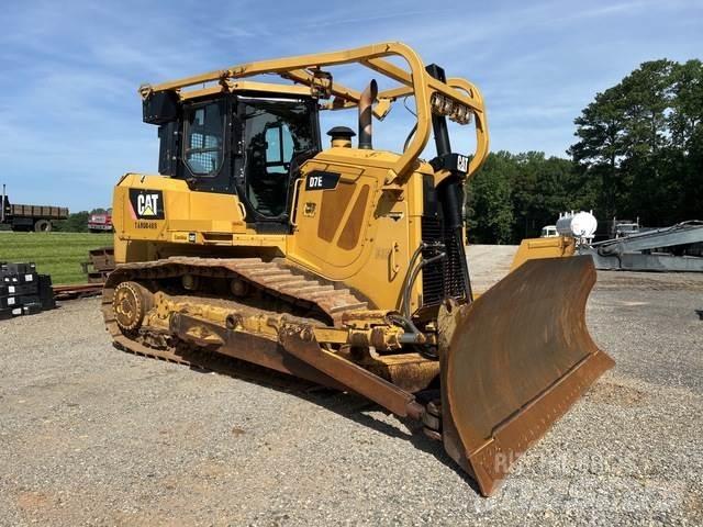 CAT D7E Buldožeri gusjeničari