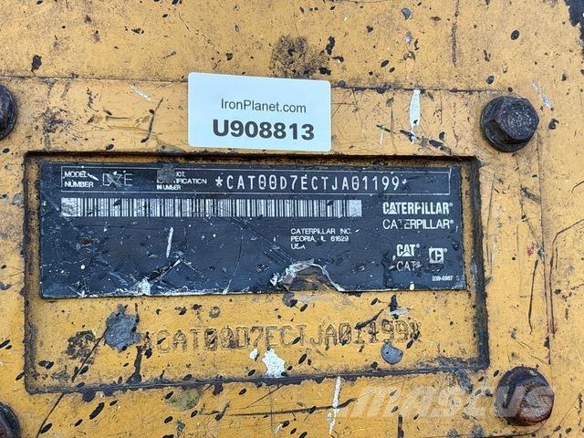 CAT D7E Buldožeri gusjeničari