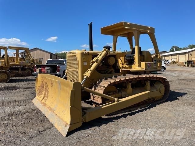 CAT D7G Buldožeri gusjeničari