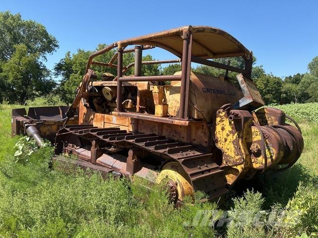 CAT D8H Buldožeri gusjeničari