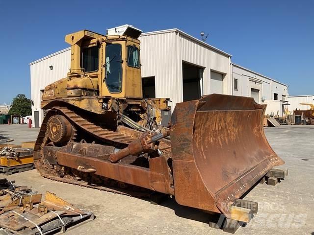 CAT D8L Buldožeri gusjeničari