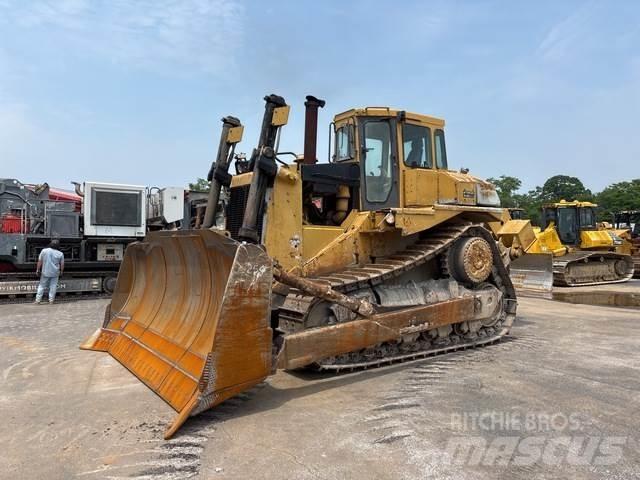 CAT D8L Buldožeri gusjeničari