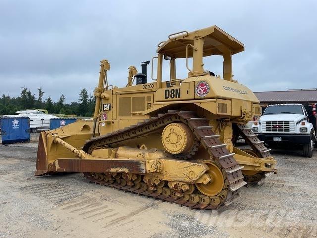 CAT D8N Buldožeri gusjeničari
