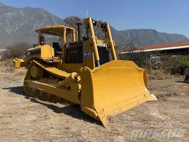 CAT D8R Buldožeri gusjeničari
