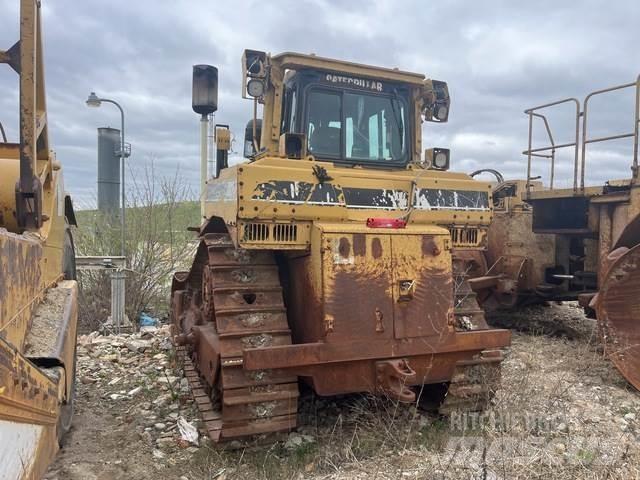 CAT D8R Buldožeri gusjeničari