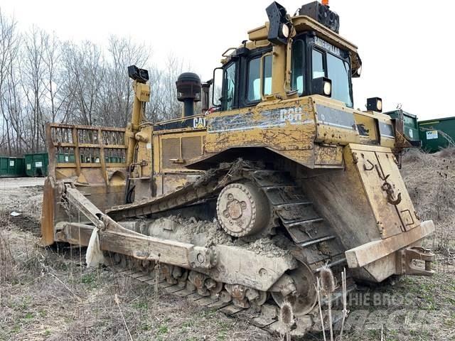 CAT D8R Buldožeri gusjeničari