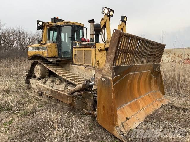 CAT D8R Buldožeri gusjeničari