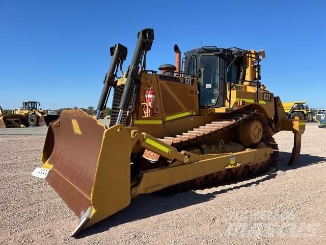CAT D8T Buldožeri gusjeničari