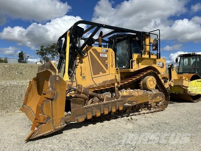 CAT D8T Buldožeri gusjeničari