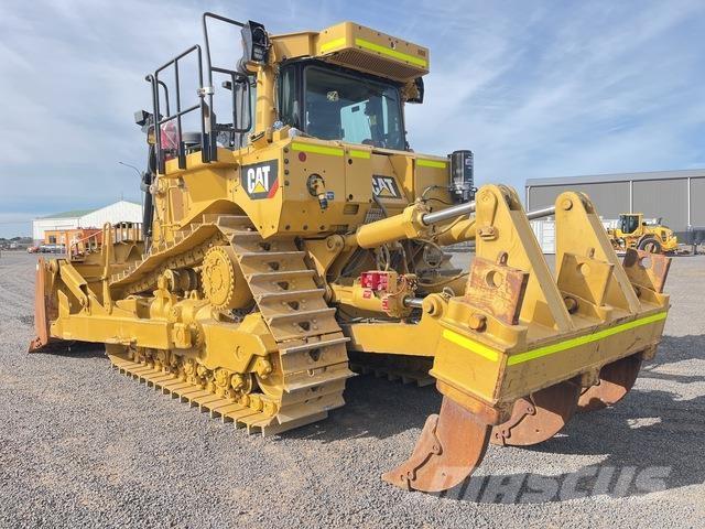 CAT D8T Buldožeri gusjeničari