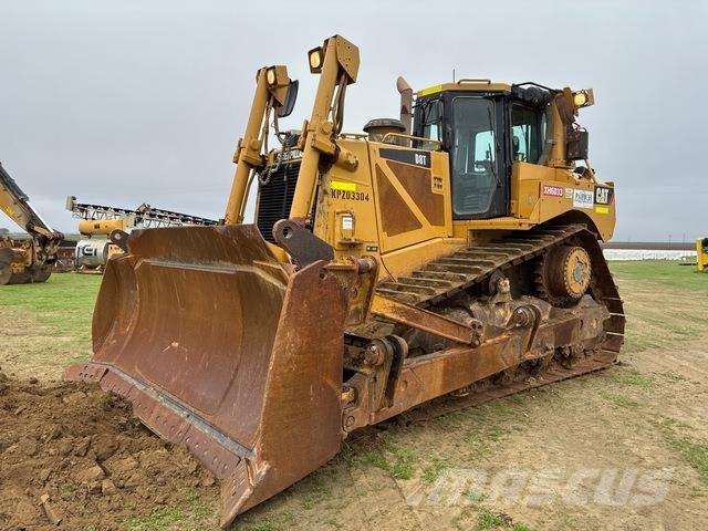 CAT D8T Buldožeri gusjeničari