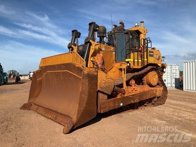 CAT D9 Buldožeri gusjeničari