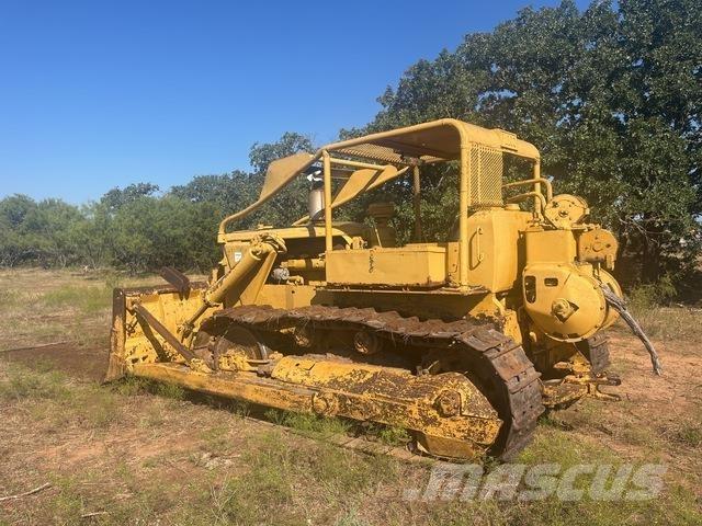CAT D9G Buldožeri gusjeničari