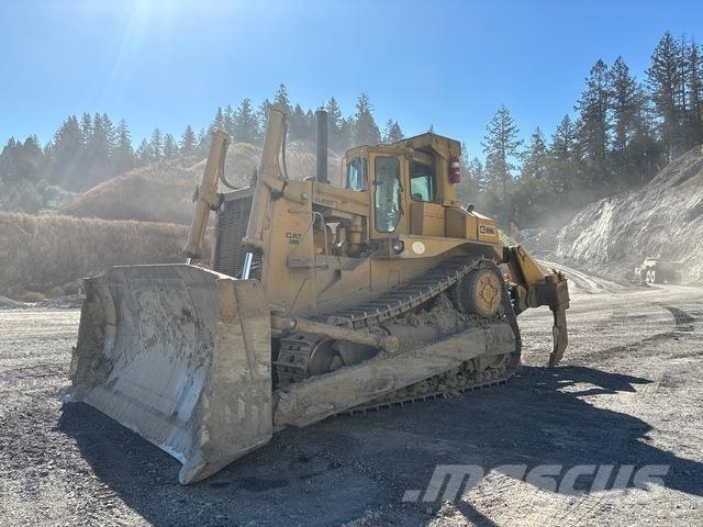 CAT D9L Buldožeri gusjeničari